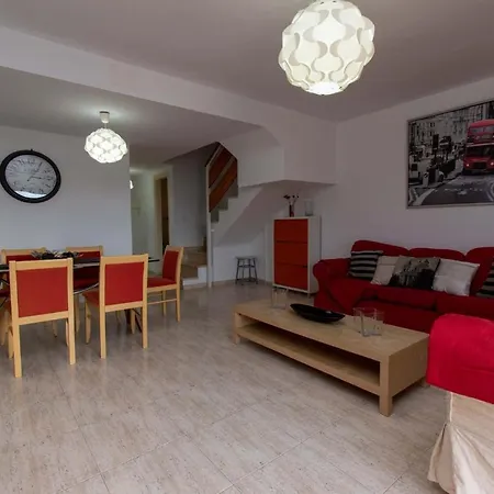 Oasis Dakota 1 - Three Bed With Sea And Pool Views Apartamento *